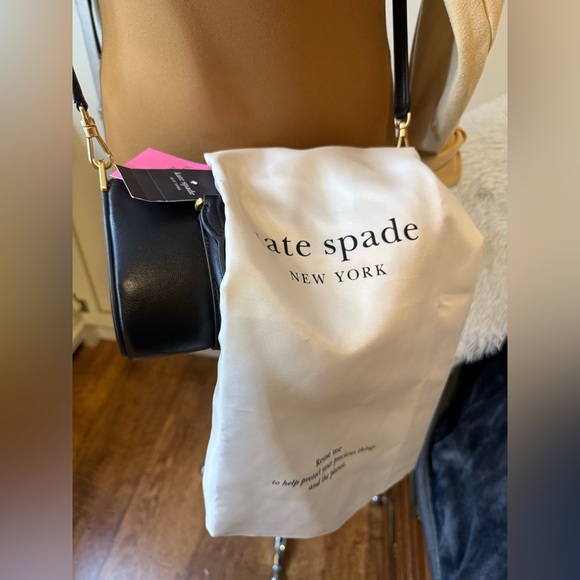 NWT kate spade new york Women's Spade Icon Fine Grain Leather Small Barrel Bag - Picture 4 of 5